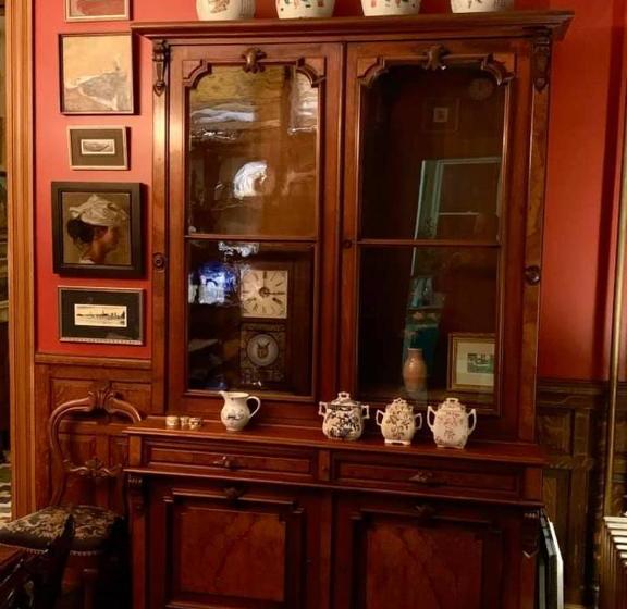 The Dolon House Bed & Breakfast!