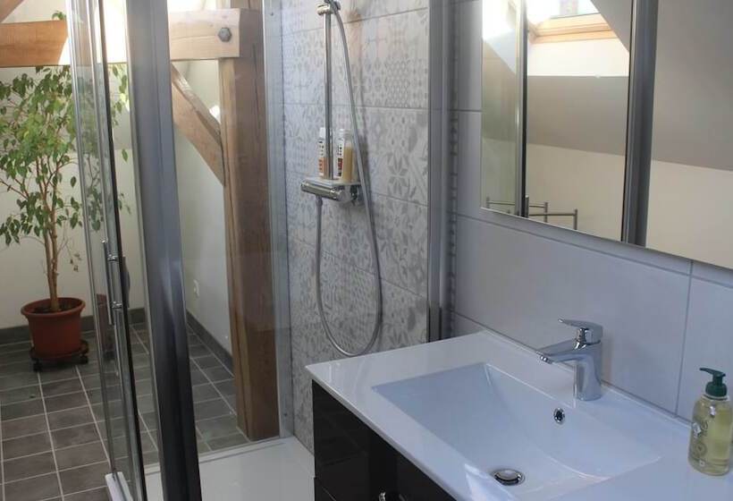 ベッドアンドブレックファースト Les Marronniers