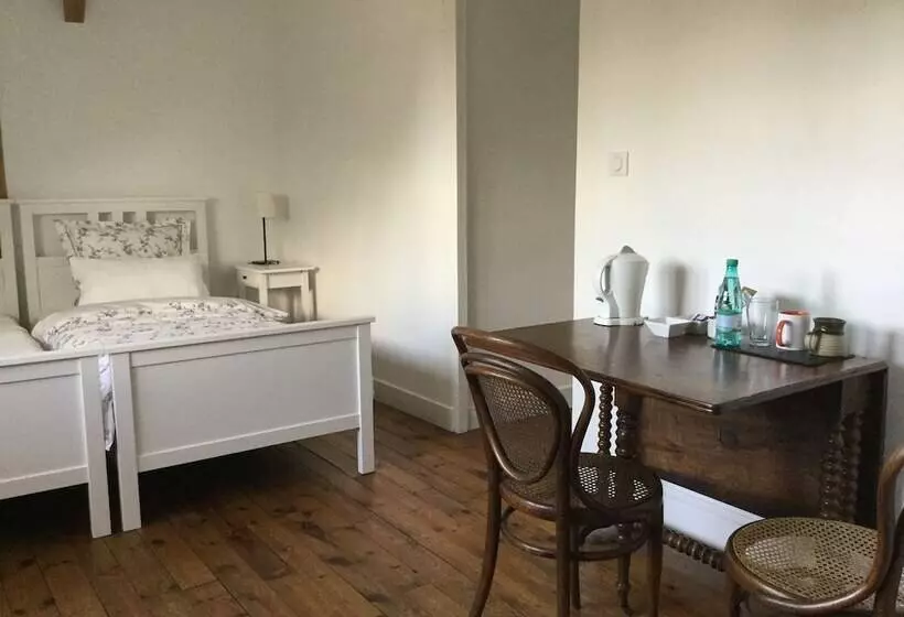 Aamiaismajoitus (B&B) Les Marronniers