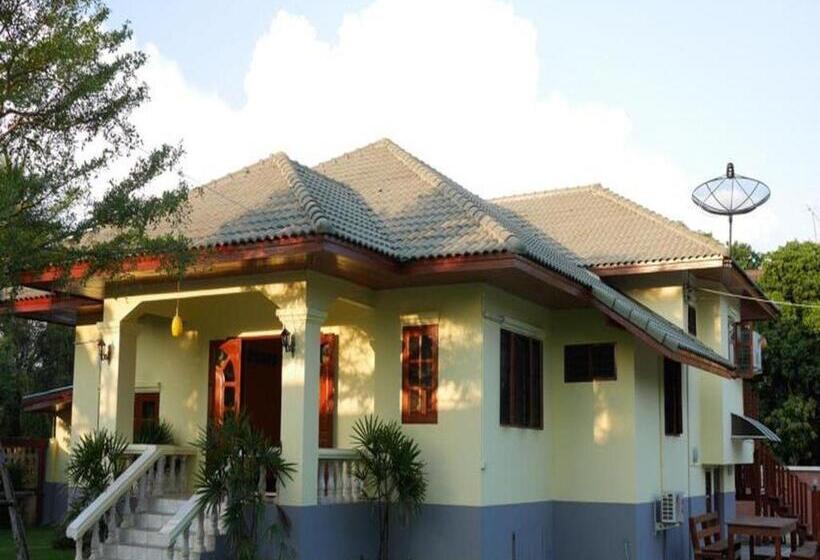 פנסיון Oyo Ban Thassanee