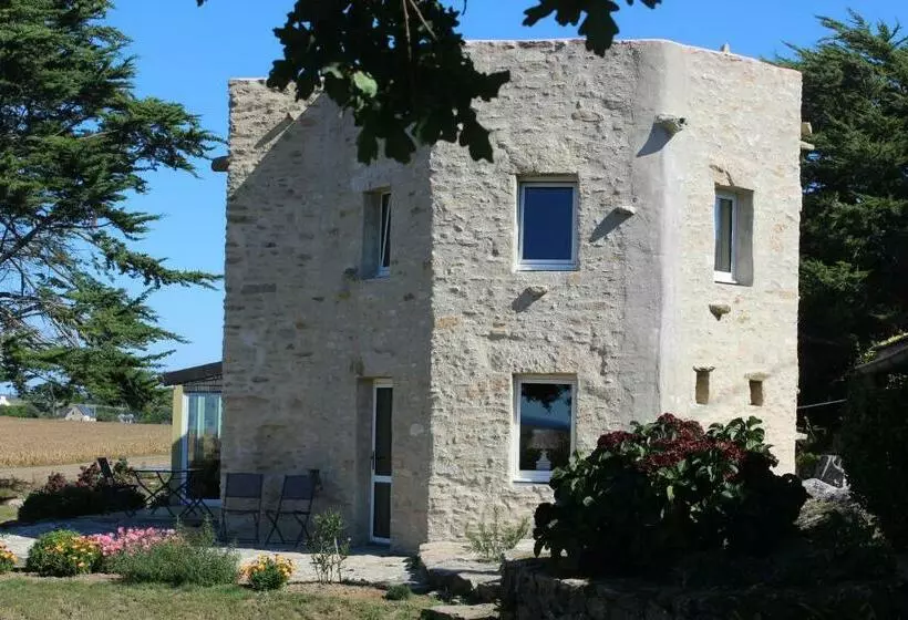 Aamiaismajoitus (B&B) La Tour Du Bois Dormant