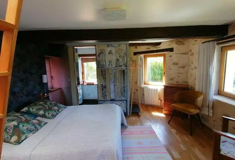 Aamiaismajoitus (B&B) La Tour Du Bois Dormant