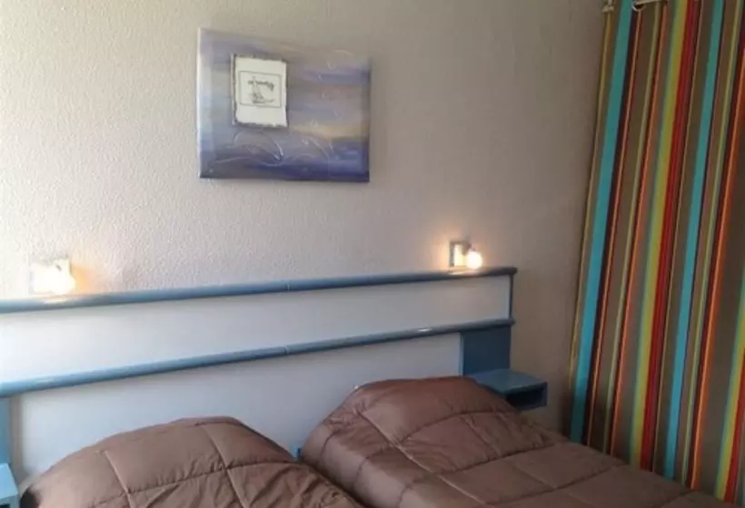 هتل Village Vacances Des Rives Des Corbieres