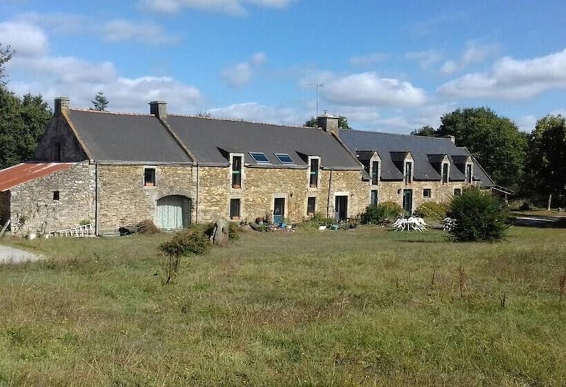 민박 Domaine De Lesty Chambre D Hôtes