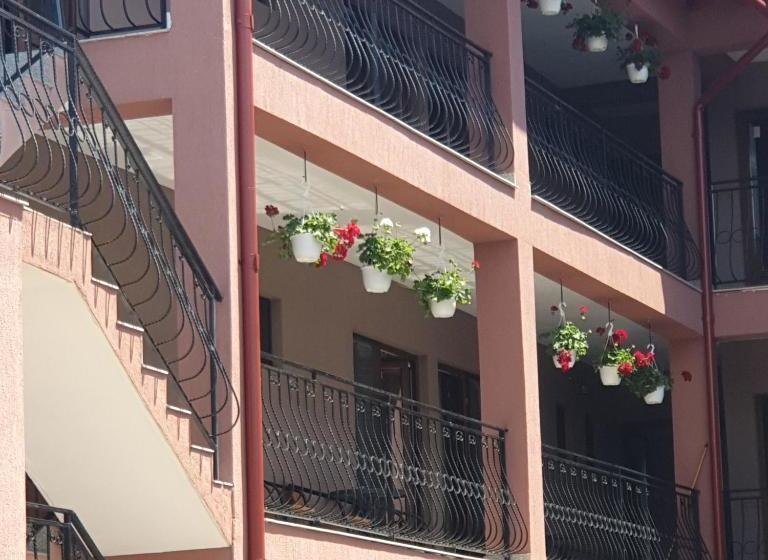 بنسيون House Of Sun