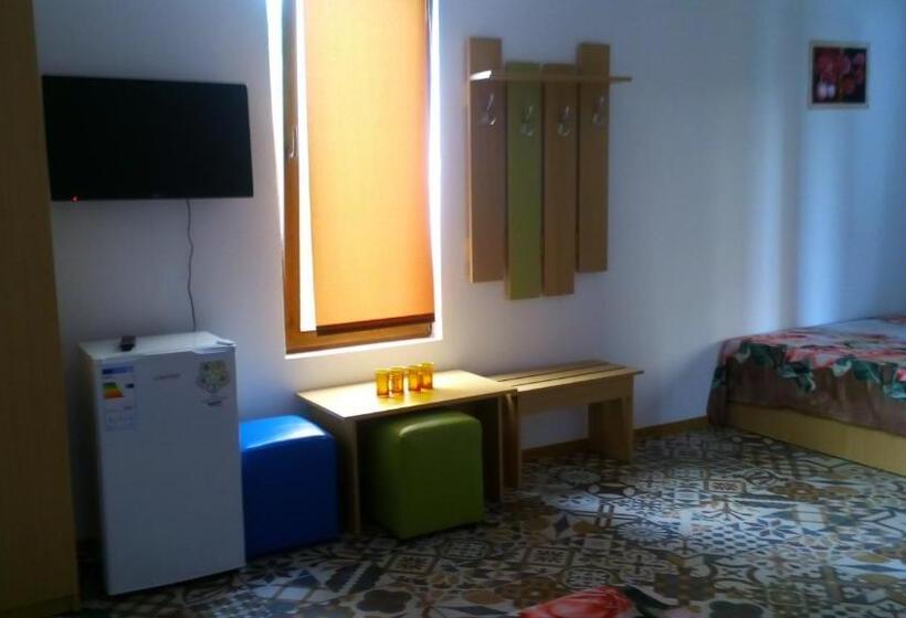 بنسيون House Of Sun