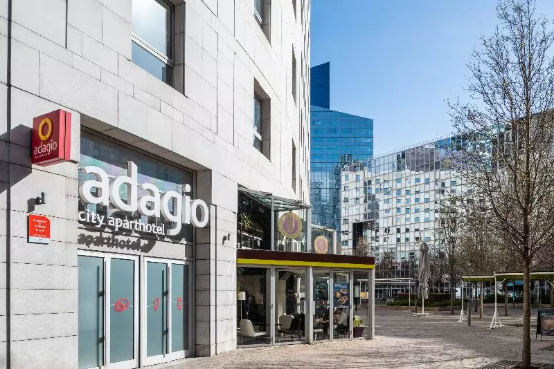 Aparthotel Adagio La Défense Esplanade