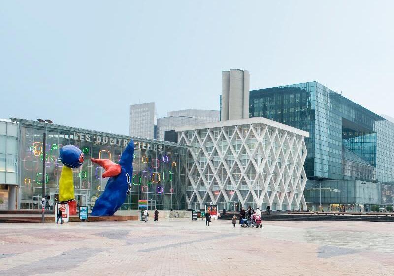 Aparthotel Adagio La Défense Esplanade