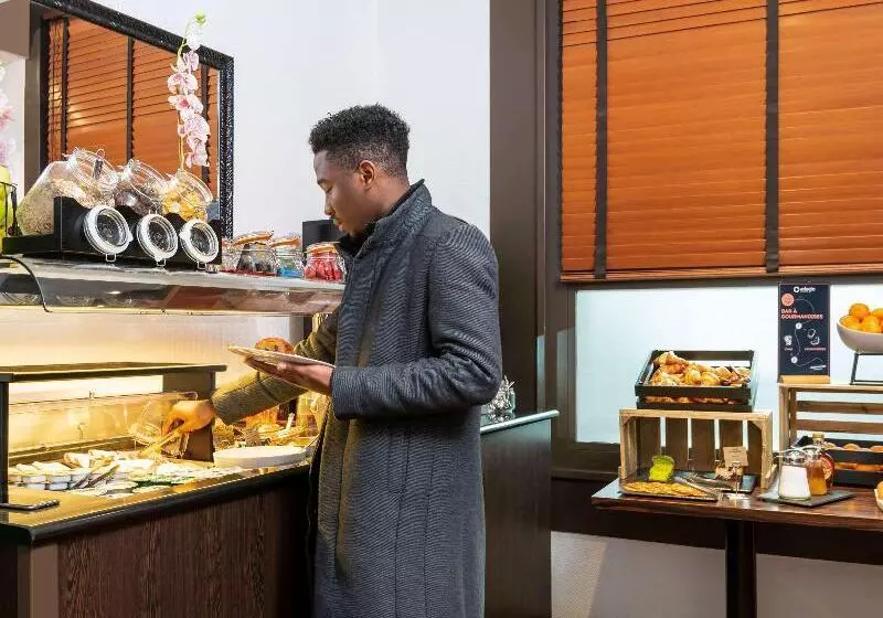 Aparthotel Adagio La Défense Esplanade