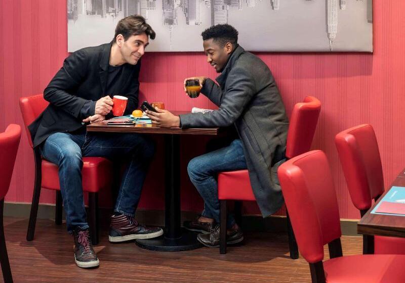 Aparthotel Adagio La Défense Esplanade