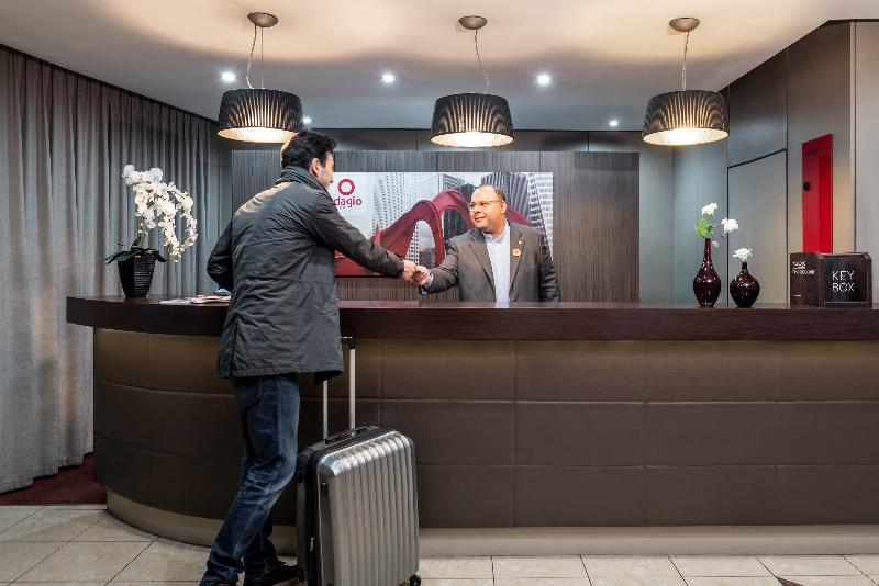 Aparthotel Adagio La Défense Esplanade