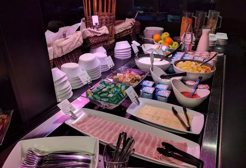 호텔 Campanile Hôtel Auch