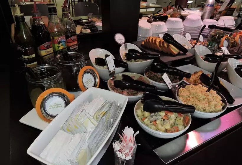 호텔 Campanile Hôtel Auch