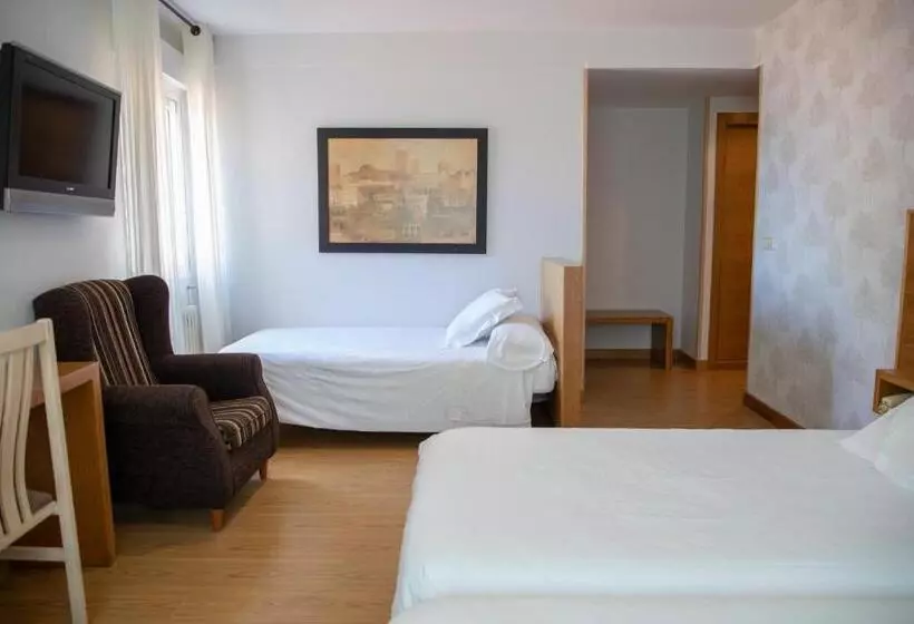 Отель Casa Román