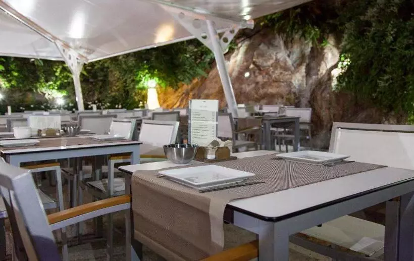 Отель Casa Román