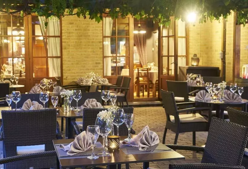 Dc Hotel & Restaurant Brussels South