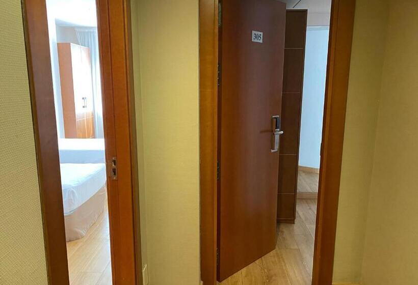 בית מלון כפרי Duerming Longoria Plaza