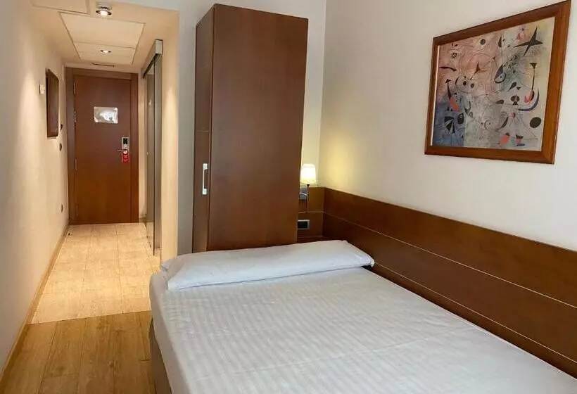 هتل Duerming Longoria Plaza