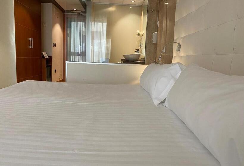 בית מלון כפרי Duerming Longoria Plaza