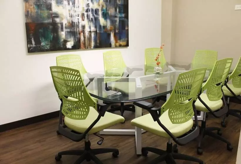 هتل Holiday Inn Guatemala, An Ihg