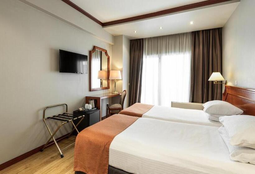 هتل Holiday Inn Thessaloniki, An Ihg