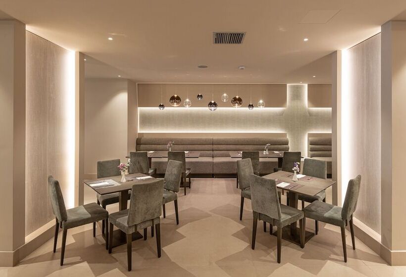 هتل Holiday Inn Thessaloniki, An Ihg