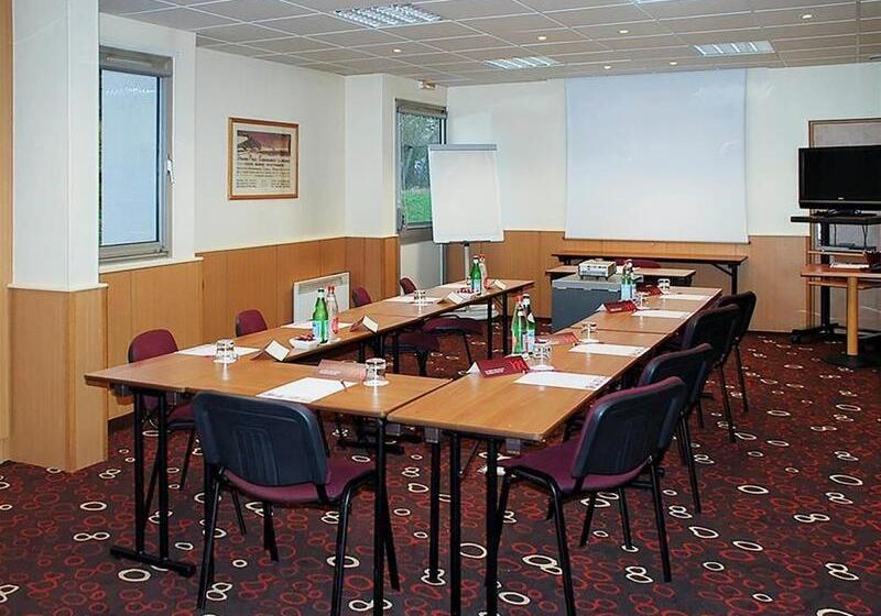 هتل Hôtel Mercure Le Mans Batignolles