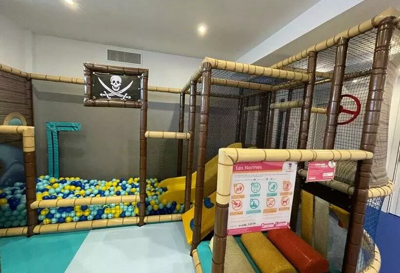 酒店 htop Calella Palace & Spa 4* Sup