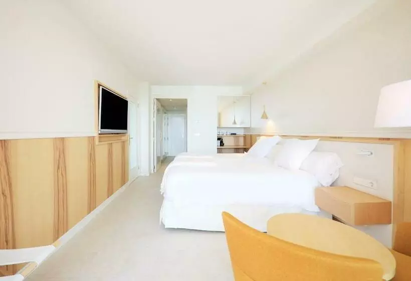 هتل Iberostar Selection Anthelia