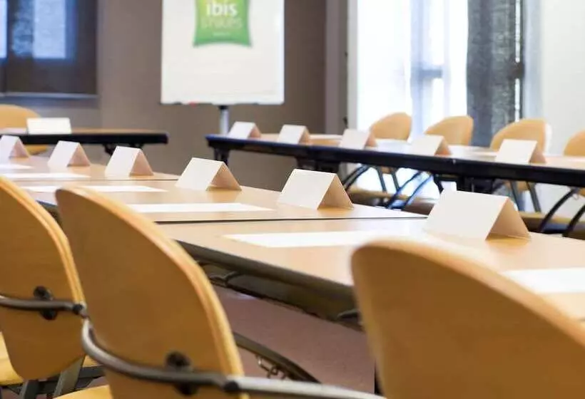 Hotel Ibis Styles Bordeaux Aeroport
