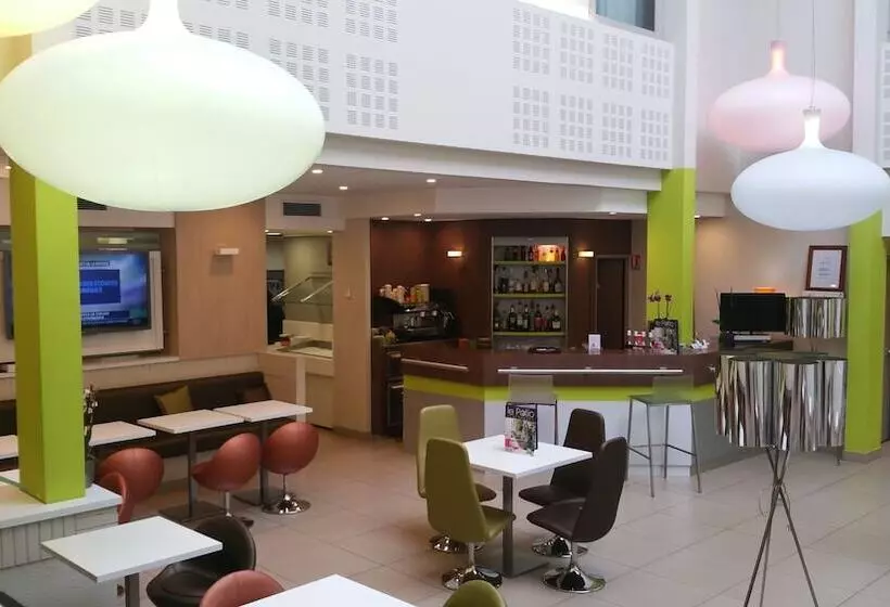Hotel Ibis Styles Bordeaux Aeroport