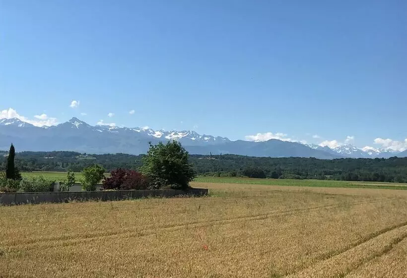 호텔 Kyriad Tarbes Odos