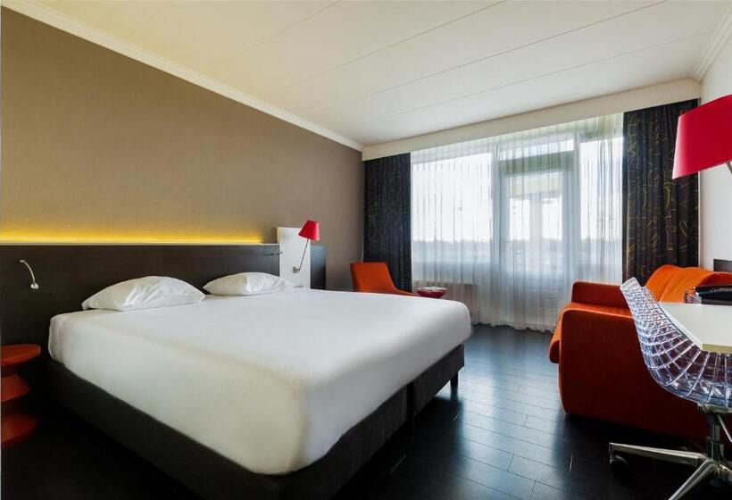 בית מלון כפרי Postillion Utrecht Bunnik