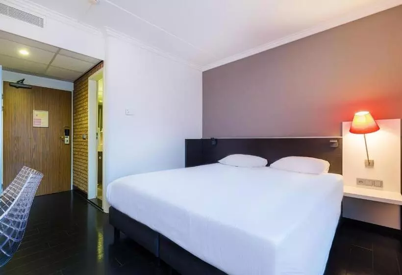 호텔 Postillion Utrecht Bunnik