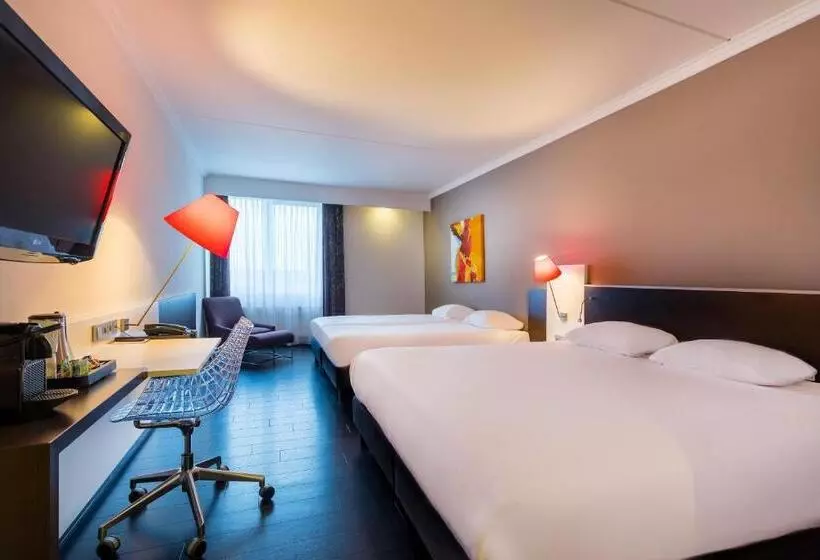 호텔 Postillion Utrecht Bunnik