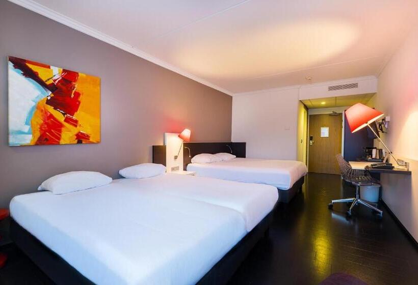 בית מלון כפרי Postillion Utrecht Bunnik