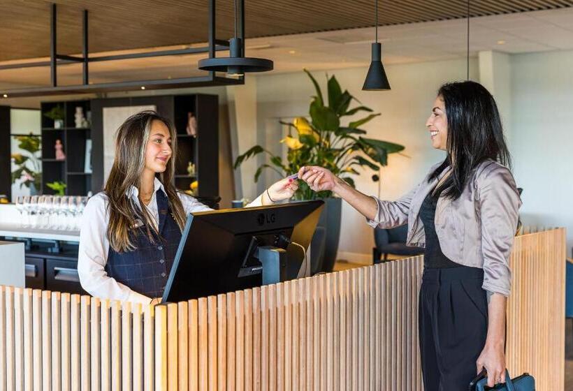 בית מלון כפרי Postillion Utrecht Bunnik