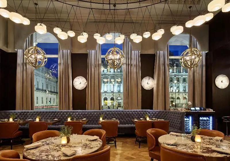 Hotel Sofitel London St James