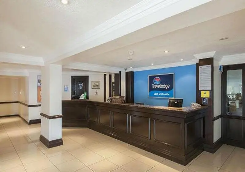Hotelli Travelodge Bath Waterside