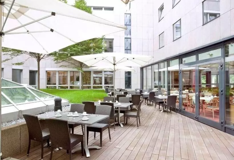 酒店 Voco Dusseldorf Seestern, An Ihg