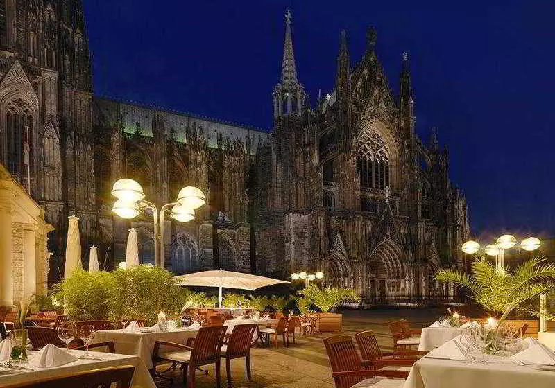 Althoff Dom Hotel Köln