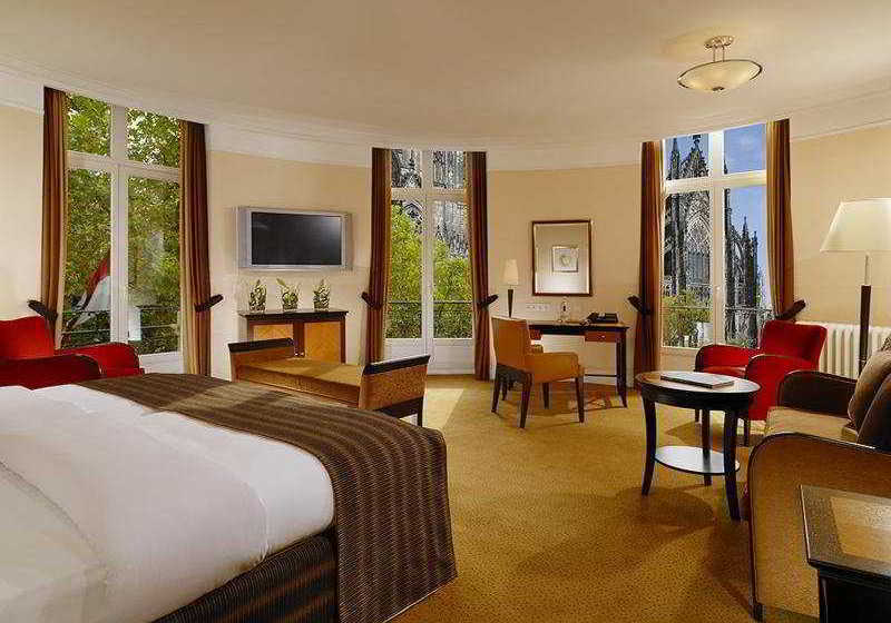 Althoff Dom Hotel Köln