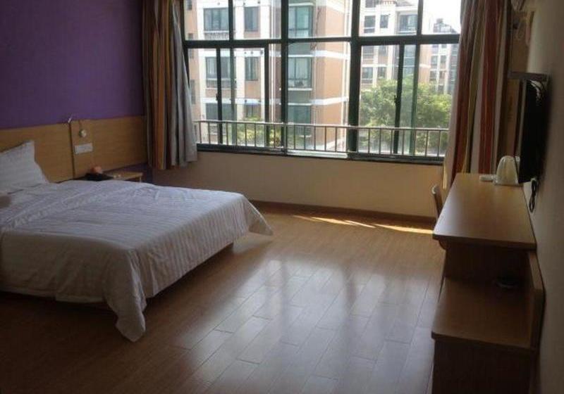בית מלון כפרי 7days Inn Shanghai Jinshan City Beach