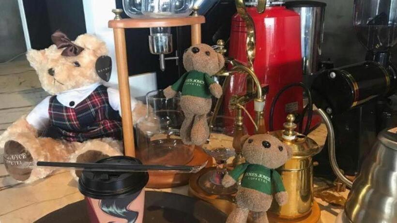 Hotel James Joyce Coffetel Yichang East Railway Station Central Bus Station