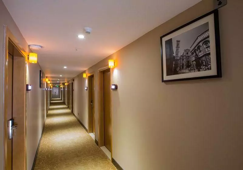 Iu Hotel Xishuangbanna Manting Park