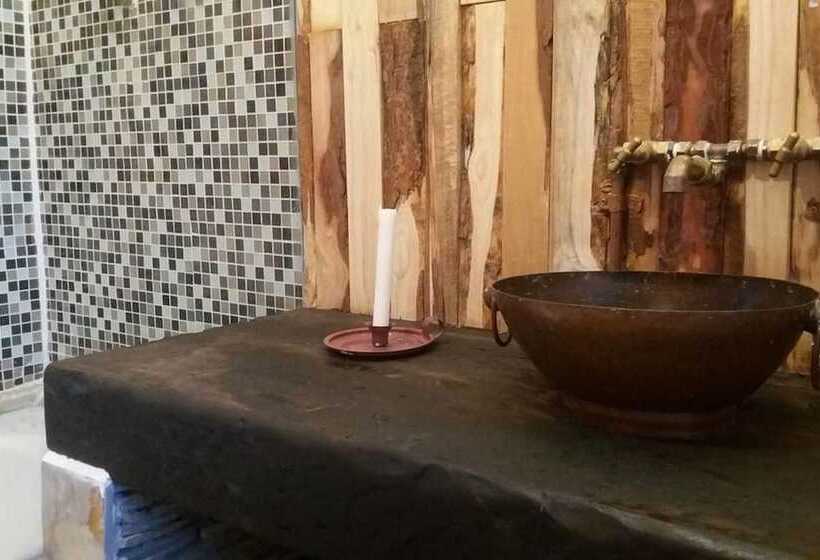 Cosy 6 Person Cottage With Mountain View