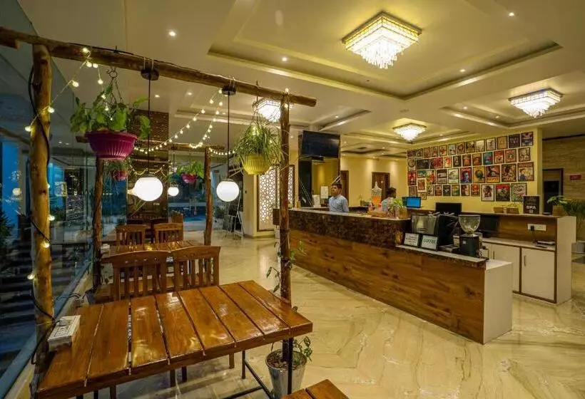 Hostal Moustache Rishikesh Luxuria