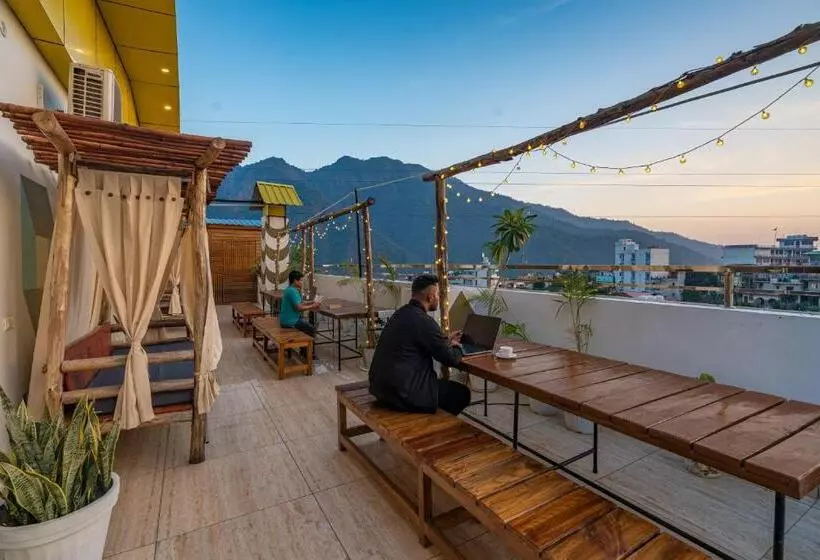 Hostal Moustache Rishikesh Luxuria