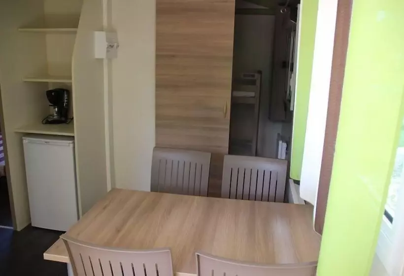 ホテル Chalets Nemo Du Camping Le Bivouac