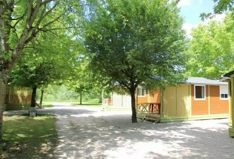 ホテル Chalets Nemo Du Camping Le Bivouac